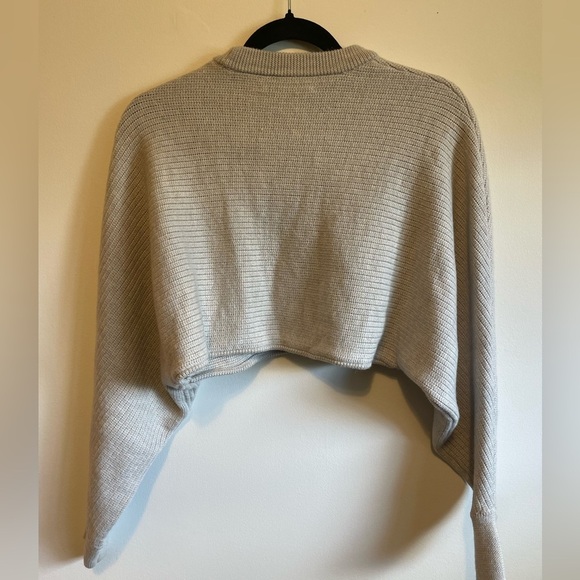 #128- ARITZIA- Wilfred Free Lolan Sweater
Wool Crop approximately xs - Picture 4 of 6